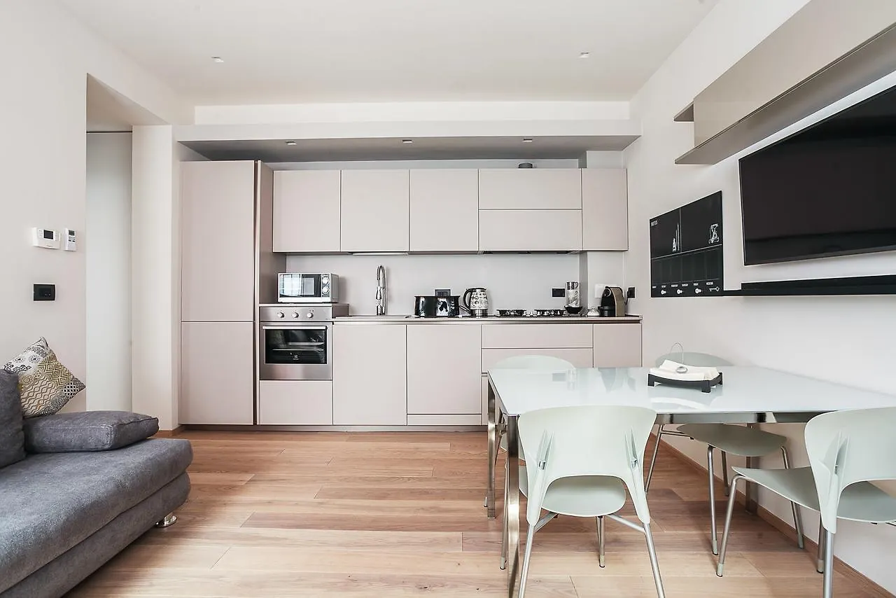 Residence Rizzoli-Suites Apartments Bologna 0*,  Italië