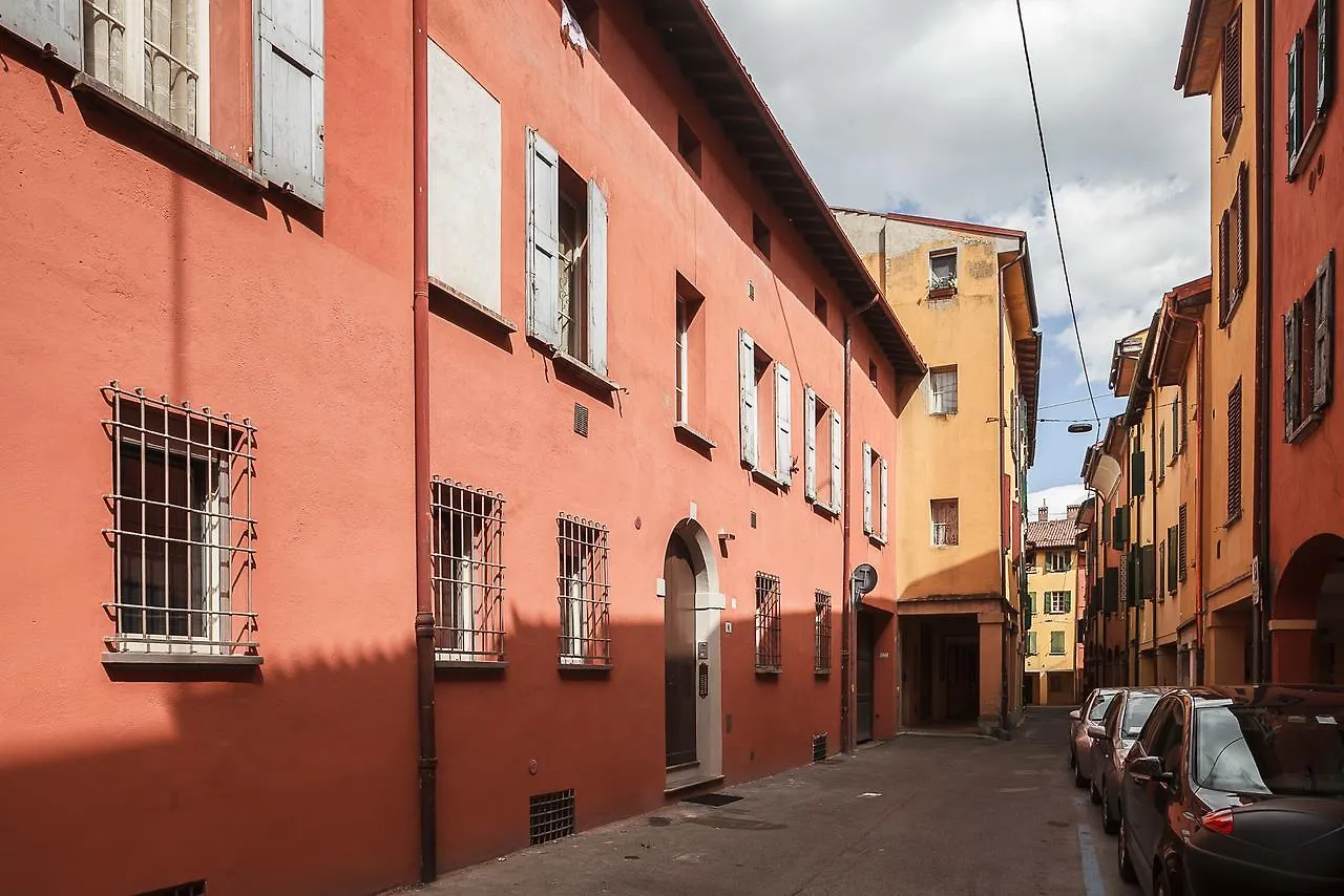 Residence Rizzoli-Suites Apartments Bologna